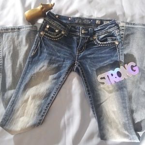 Like New Miss Me SZ 25 boot cut Jeans